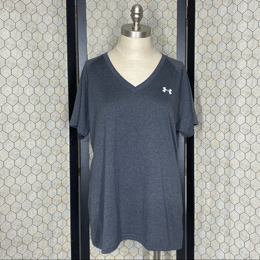 Under Armour Semi-Fitted Heat Gear Short Sleeve Tech Tee